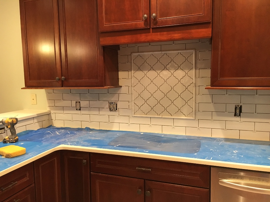 8-backsplash-installed